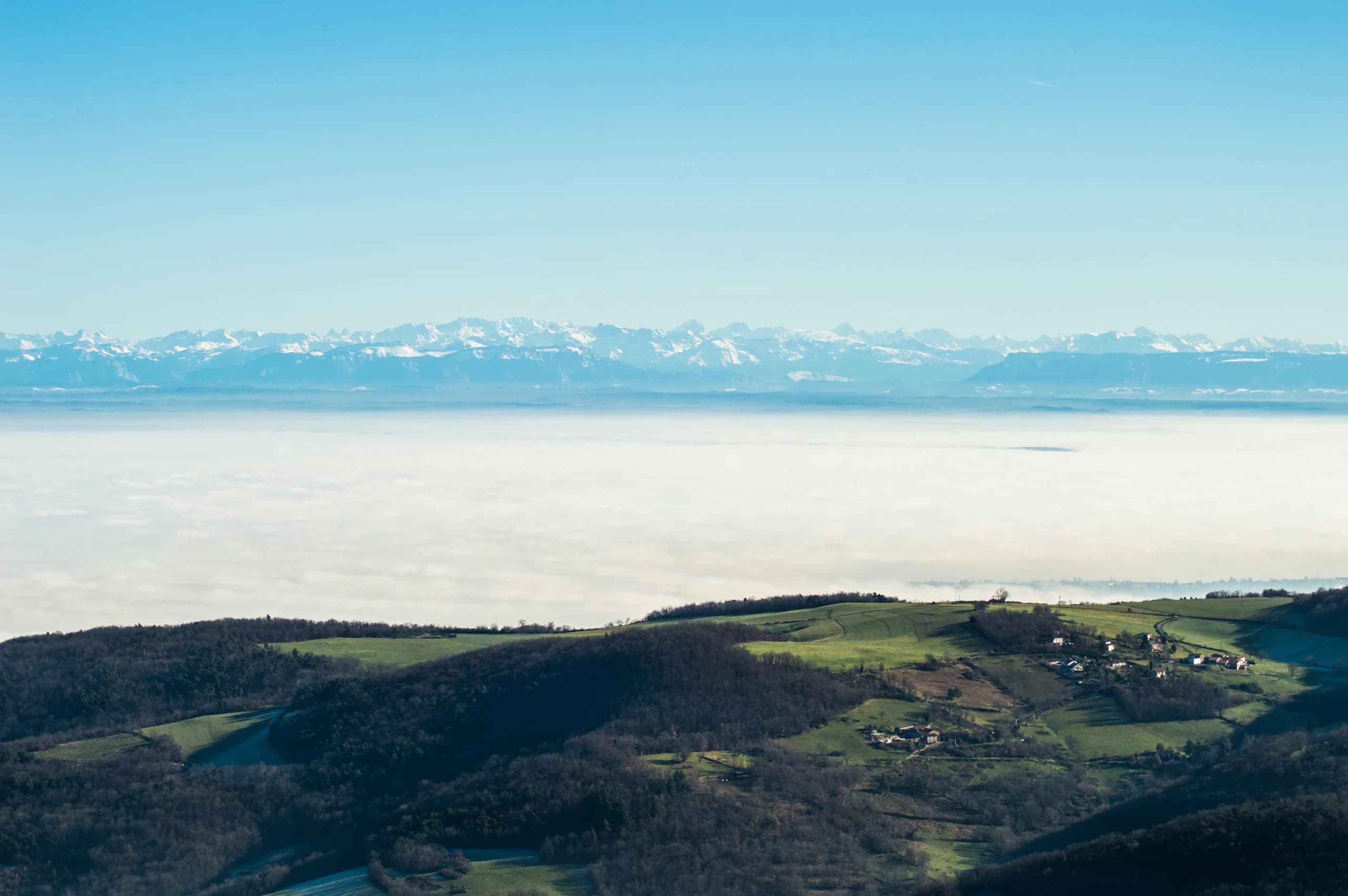 Randonnée à la journée dans les Monts du Lyonnais